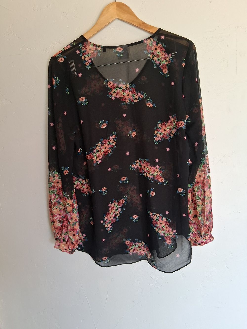 Cabi Floral Sheer Blouse Sz M Black Pink Long Sleeve Boho Peasant Top - Picture 8 of 8